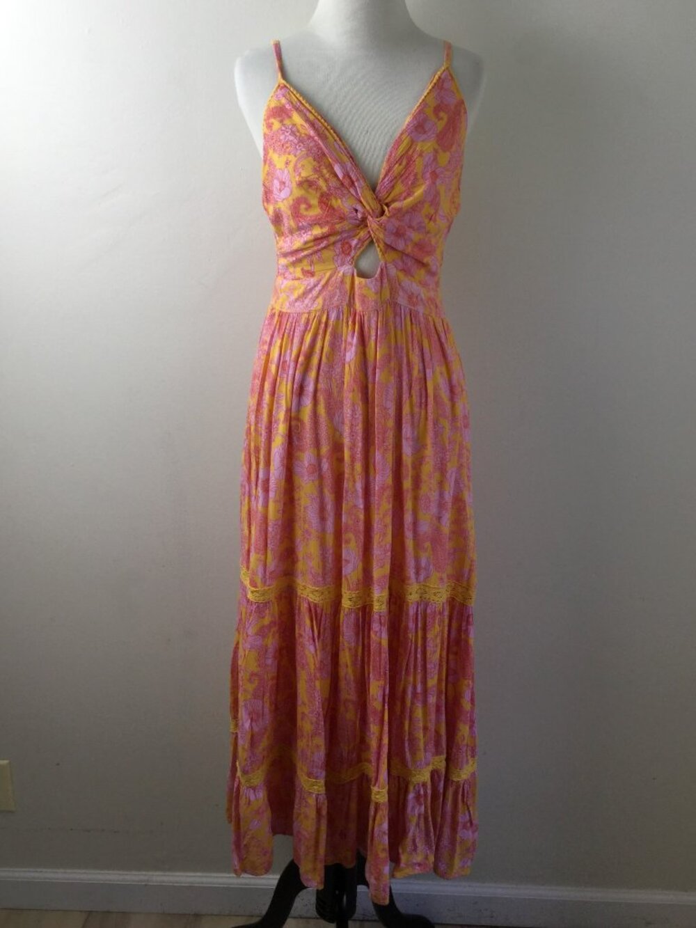 Angie Floral Maxi Dress l